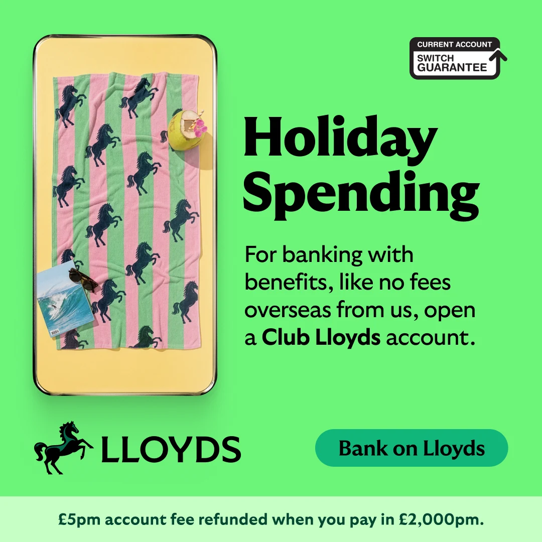 Reddit ad: the horse beach towel on a phone screen, headline “Holiday Spending”, no fees overseas with a Club Lloyds account